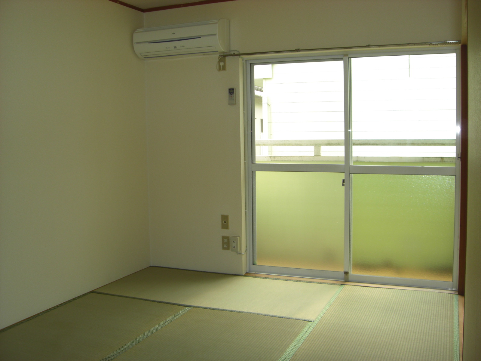 Living and room. In addition Japanese-style room