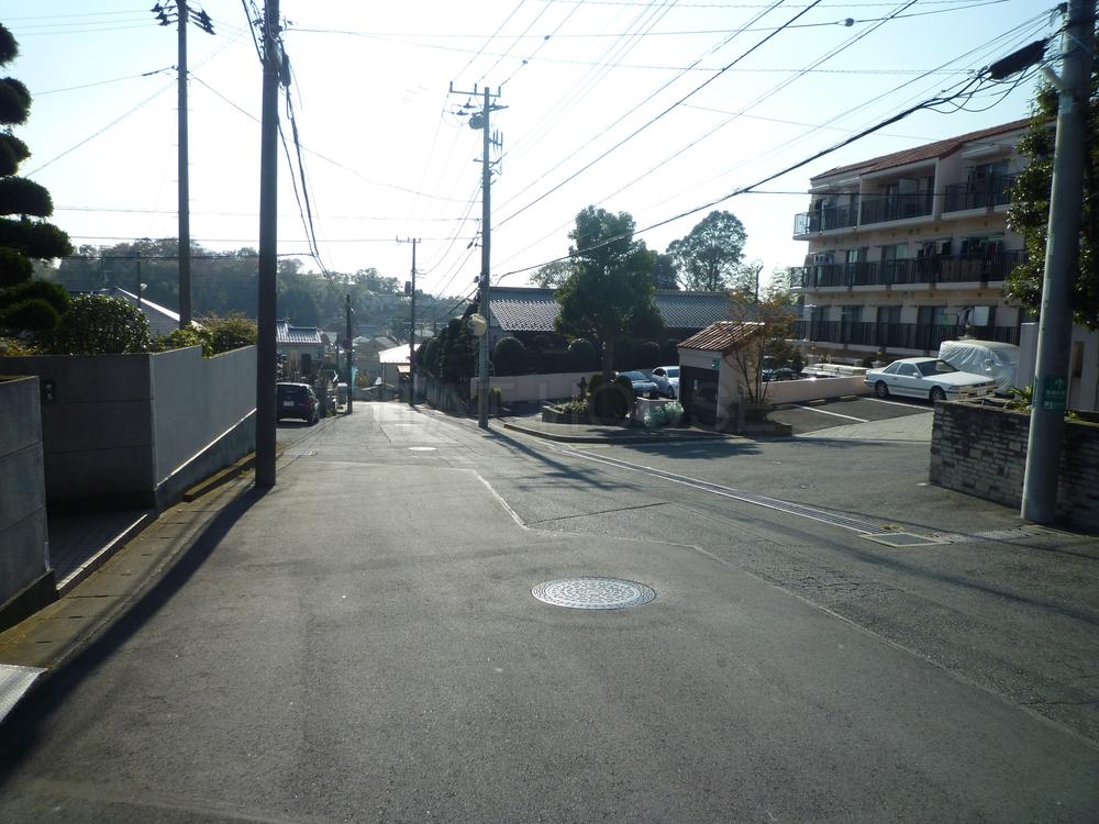 Local photos, including front road. ◆ Since the front of the road there are 10m, It is very open.