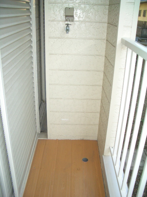 Balcony. Outdoor Laundry Area