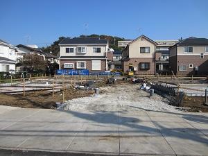 Local appearance photo. Local (11 May 2013) Shooting Moisture-proof mat foundation Construction is the scenery