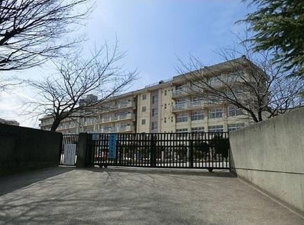 Primary school. 774m to Matsudo Municipal Yokosuka Elementary School