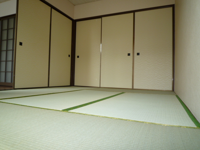 Other. Serene Japanese-style room 6 quires