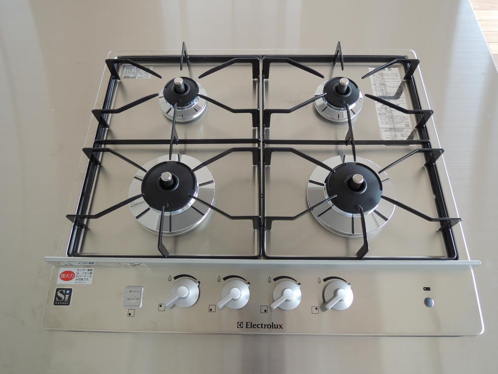 Other Equipment. 4-neck gas stove of simple design good Electrolux Inc.