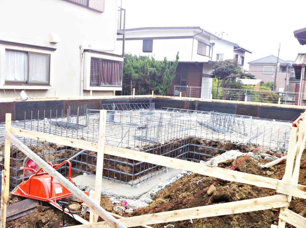 Local appearance photo. 1 Building