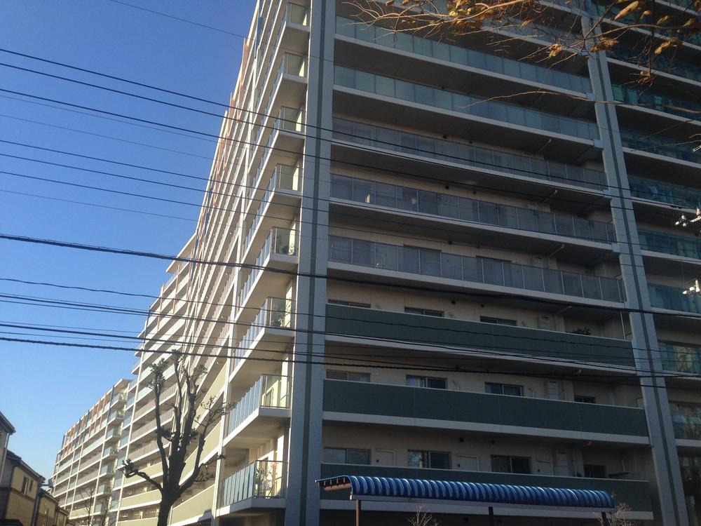 Local appearance photo. Local (12 May 2013) Shooting