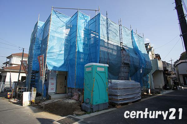 Local photos, including front road. 11 / 18 shooting Completion of framework