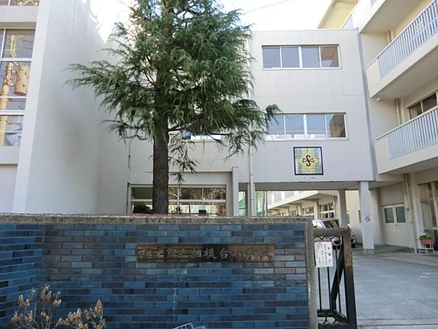 Primary school. 361m to Matsudo Municipal Sagamidai Elementary School