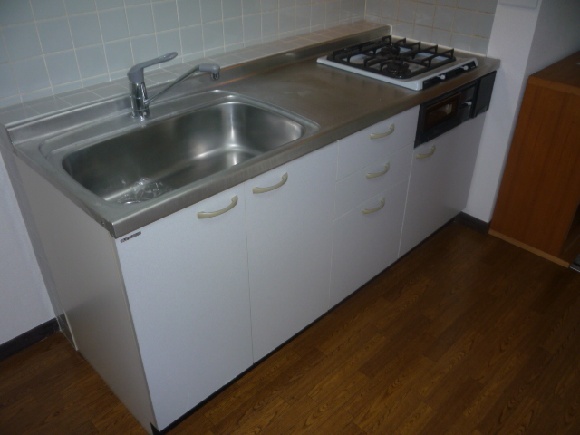 Kitchen. Hot water supply single lever S with two-burner grill ・ kitchen
