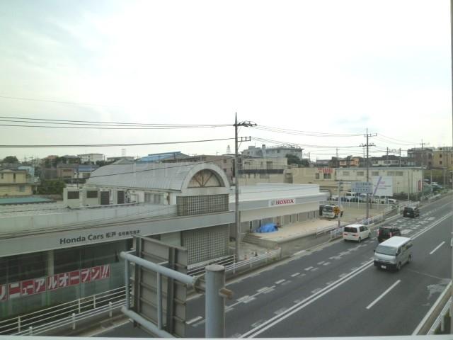 View photos from the dwelling unit.  [View] Since there is no building in front, View is also good