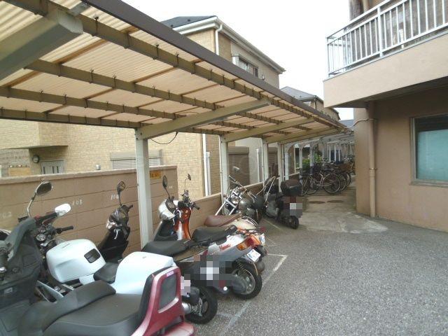 Other common areas.  [Bicycle-parking space] I would not mind a rainy day, With happy roof.