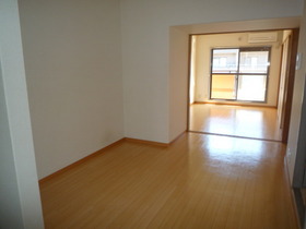 Living and room. It is may be used widely and Western-style 6 Pledge!