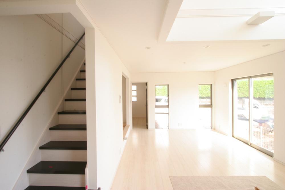 Other introspection. Living dining and living staircase visible from the kitchen.