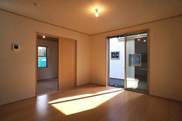 Living. 22 Building