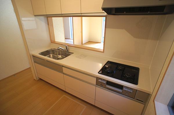 Kitchen. 22 Building