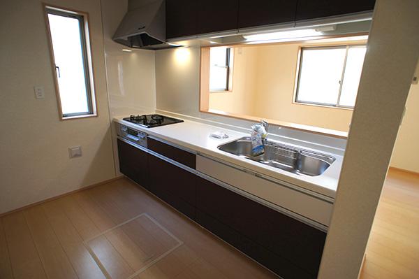 Kitchen. 16 Building