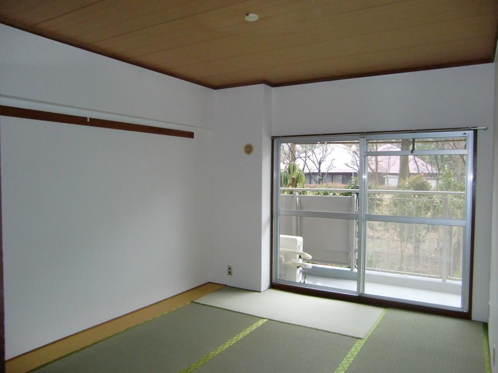 Non-living room. Indoor (July 2013) Shooting