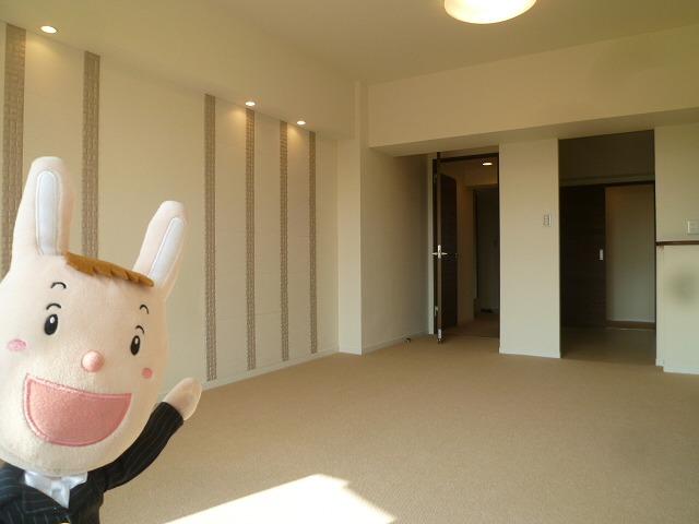 Living. Indoor (November 1, 2013) Shooting