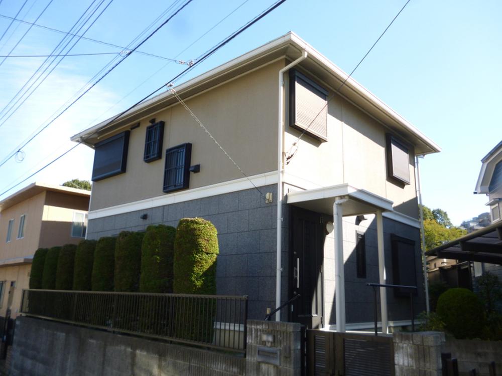 Local appearance photo. Thermal insulation performance of the building ・ Airtight performance ・ My home is stuck to the appearance!