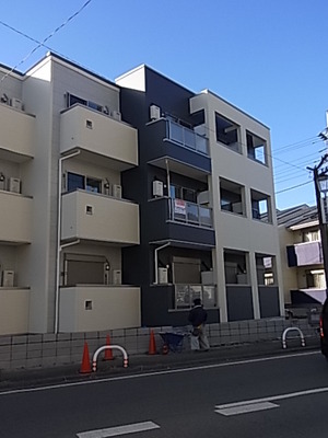 Building appearance. Shin-Matsudo Station 8-minute walk (640m)