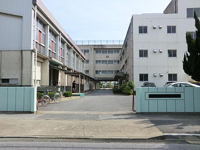 Junior high school. 900m to Matsudo Municipal Shinmatsudominami junior high school