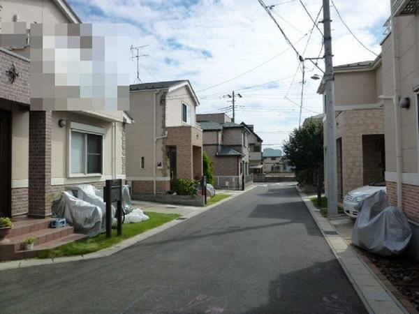 Local photos, including front road