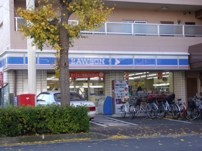 Convenience store. 80m to Lawson (convenience store)