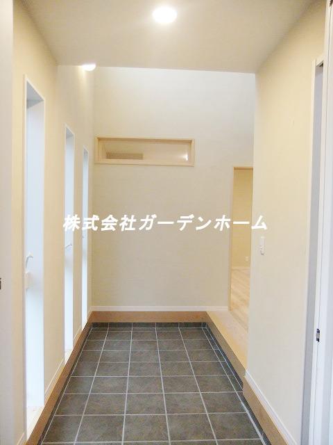 Entrance. 2013/10