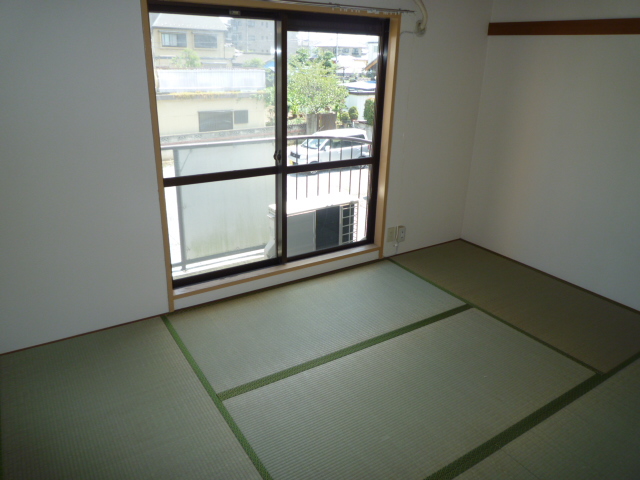 Other. Serene Japanese-style room 6 quires