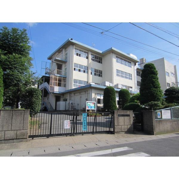 Primary school. 564m Matsukeoka elementary school to Matsudo Municipal Matsugaoka Elementary School