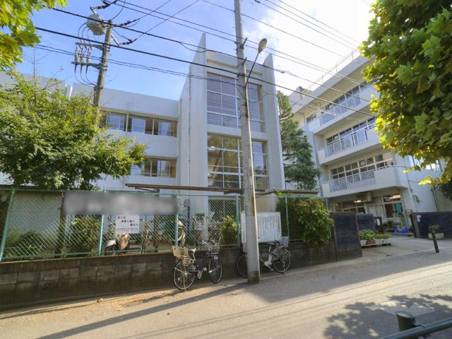 Primary school. Matsudo Municipal Sagamidai 700m up to elementary school