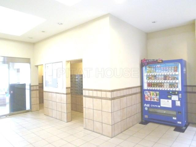 Entrance.  [entrance] Beautiful entrance Vending machine is also useful