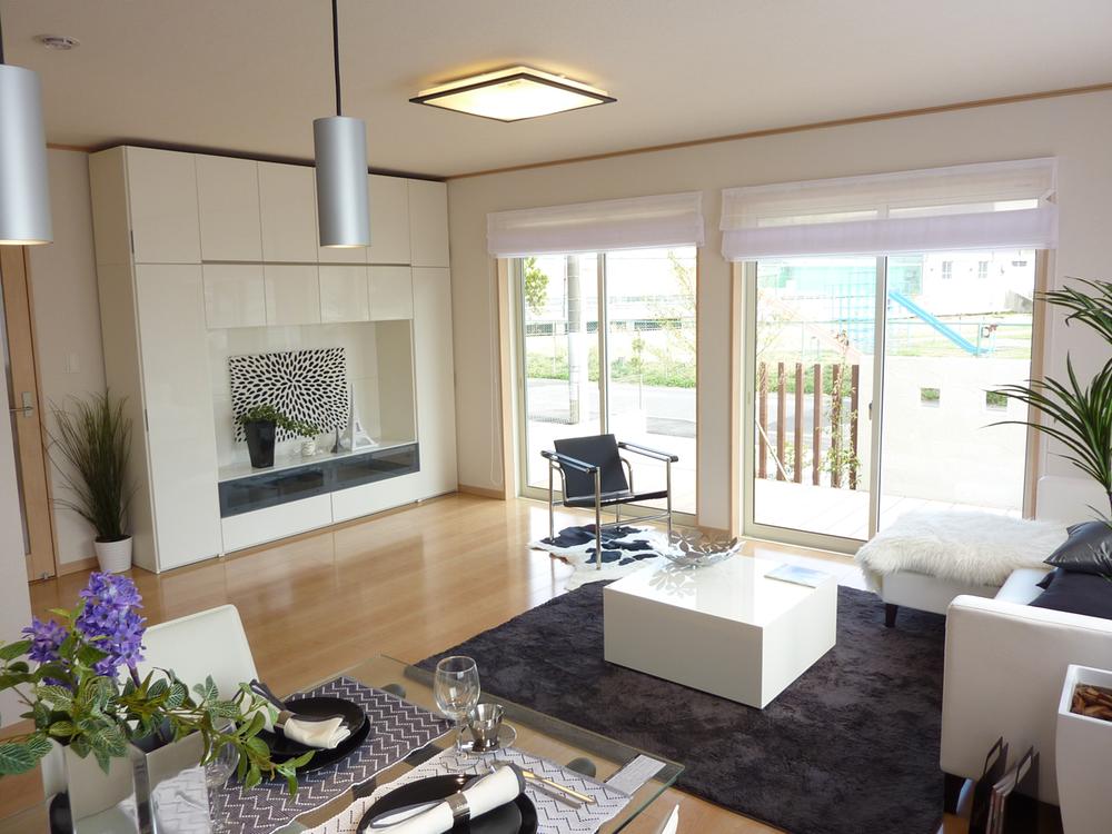 Same specifications photos (living). Same specifications LD