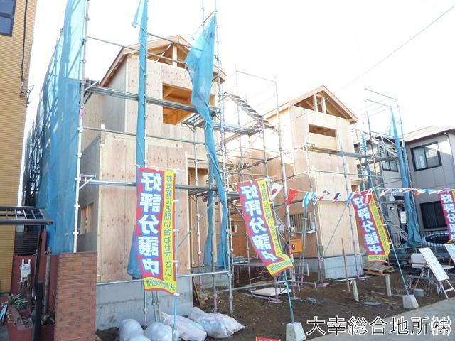 Local photos, including front road. Local (12 May 2013) was taken completion of framework. You can feel the size of the garden. Come Please feel free to visitors.