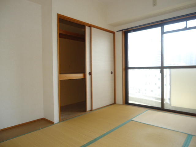 Other room space. Japanese-style room is also per yang good