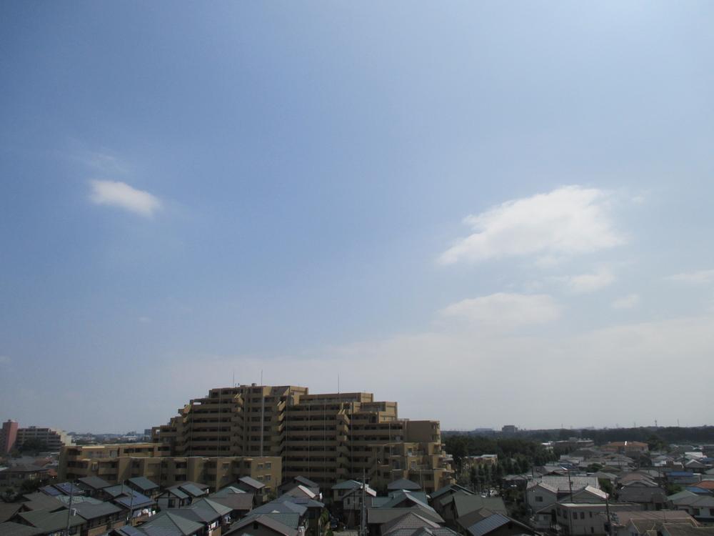 View photos from the dwelling unit. View from local (September 2013) Shooting