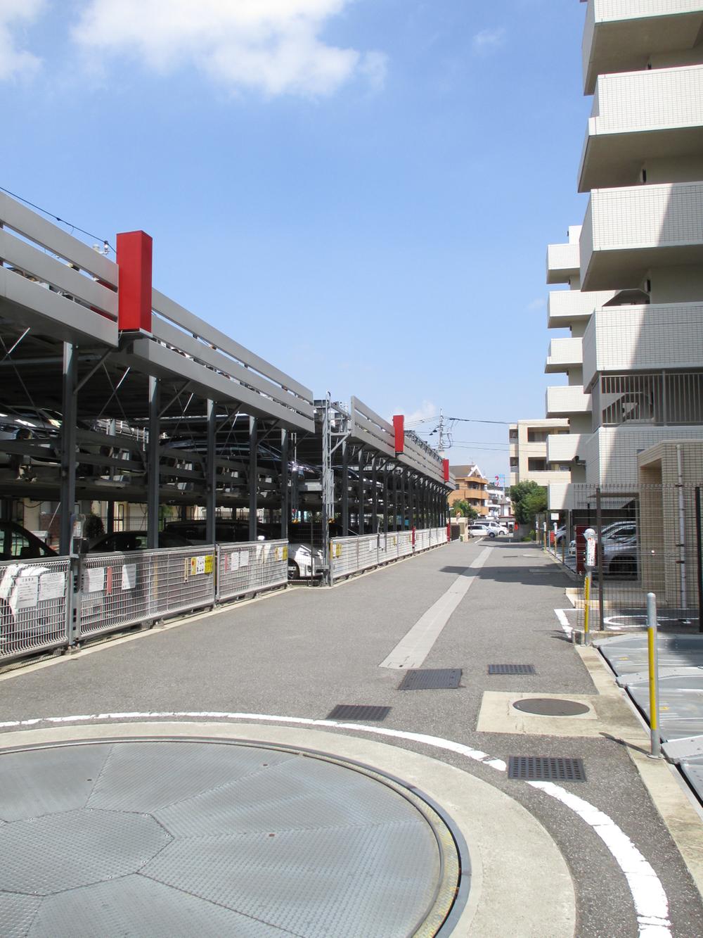 Parking lot. Common area (September 2013) Shooting