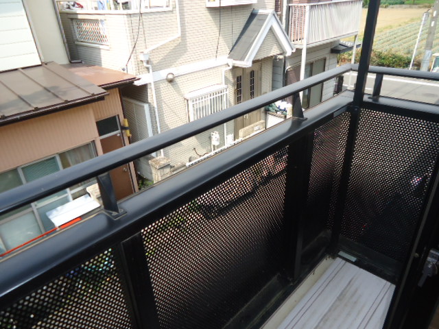 Balcony. Balcony is small but, Laundry is firmly Jose