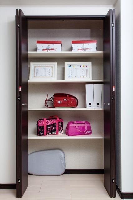 Receipt. There is a storage space, such as a child's work and test