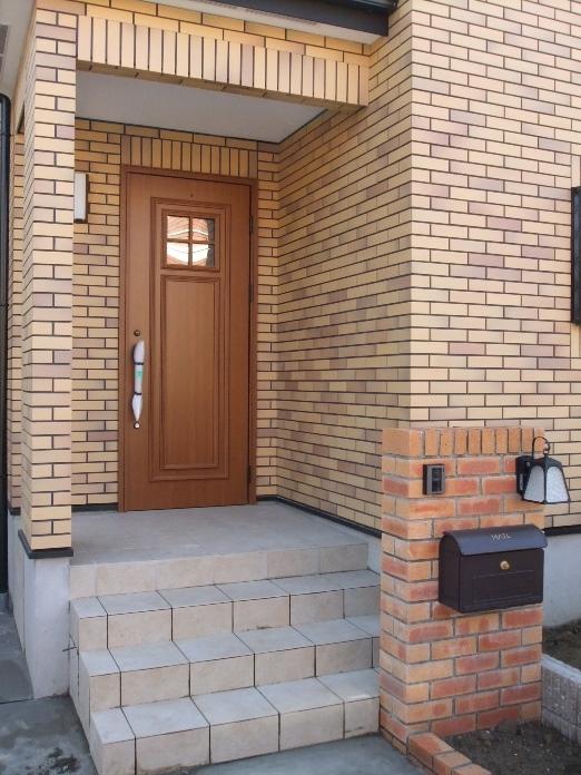 Sale already cityscape photo. Tiled luxurious entrance approach of