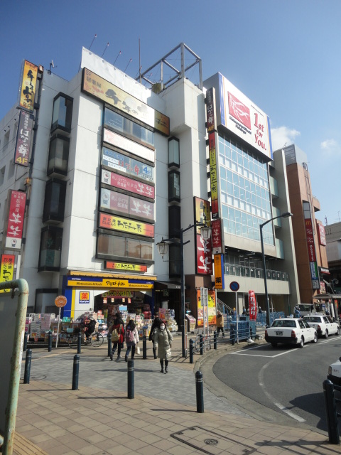 Dorakkusutoa. 770m until medicine Matsumotokiyoshi Matsudo Station shop (drugstore)