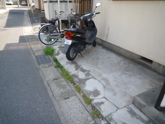 Other common areas. There are bicycle parking space