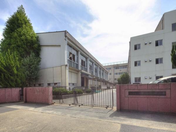 Junior high school. 420m to Matsudo Municipal Shinmatsudominami junior high school