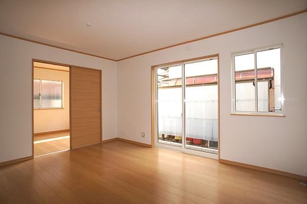 Living. Building 2