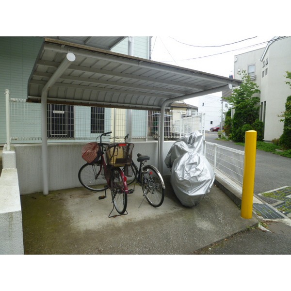 Other common areas. Place for storing bicycles