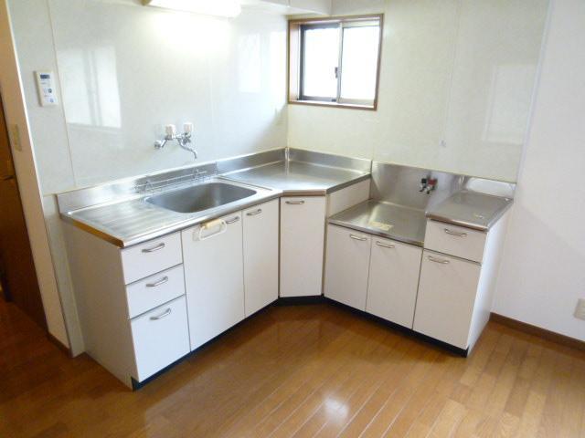 Kitchen. Sink of spread Two-burner gas stove can be installed