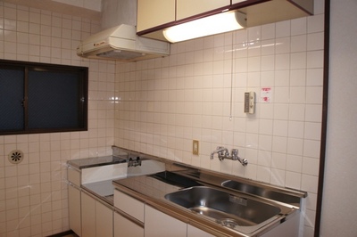 Kitchen. Easy cooking in the two-burner stove installation Allowed