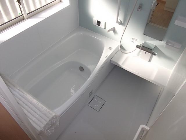 Same specifications photo (bathroom). (C Building) same specification