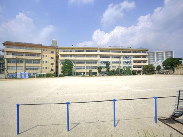 Primary school. 1150m to Matsudo City Rika stand elementary school