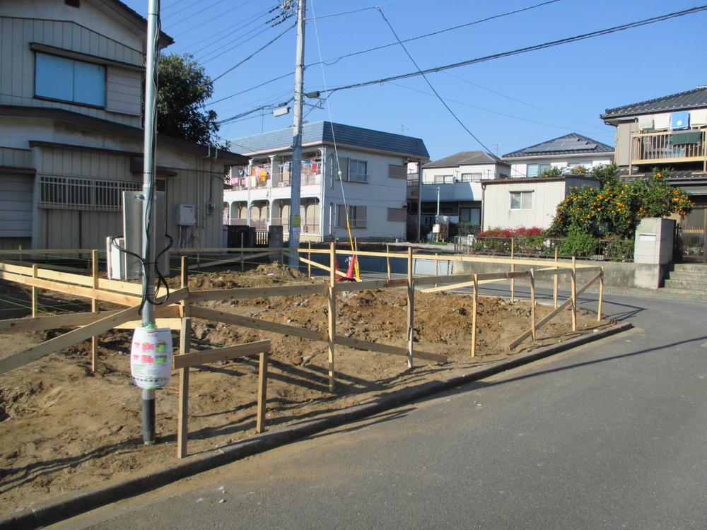 Local appearance photo. 1 Building