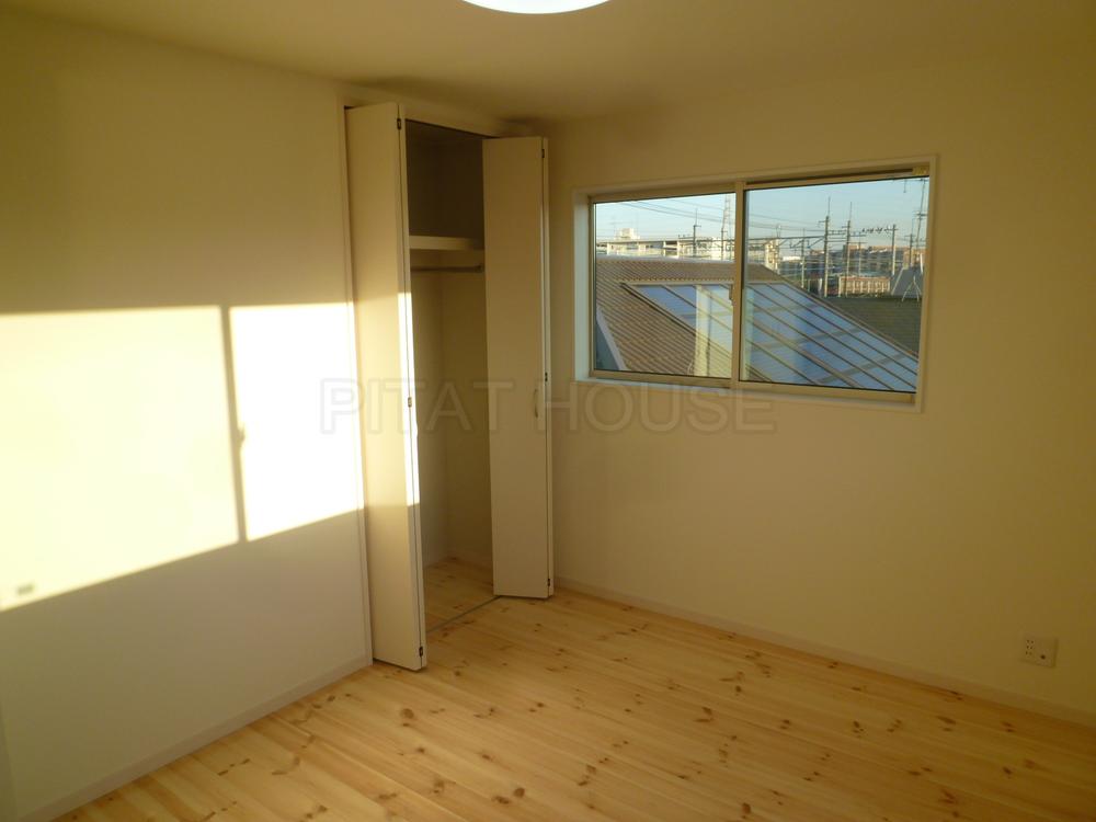 Non-living room. ◆ The third floor of the Western-style It is also bright.